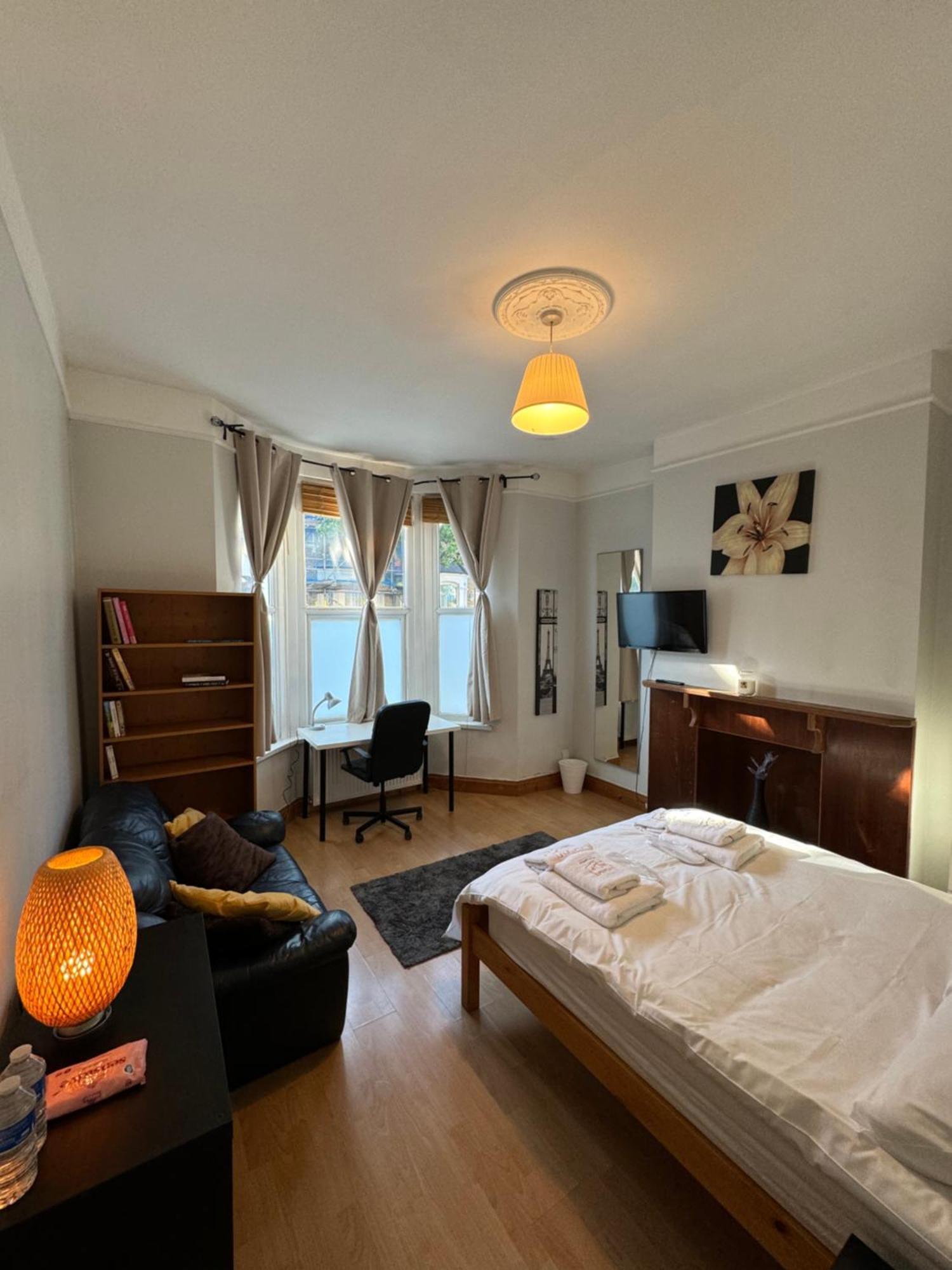 Napcastle Archway Hotel Лондон Екстериор снимка