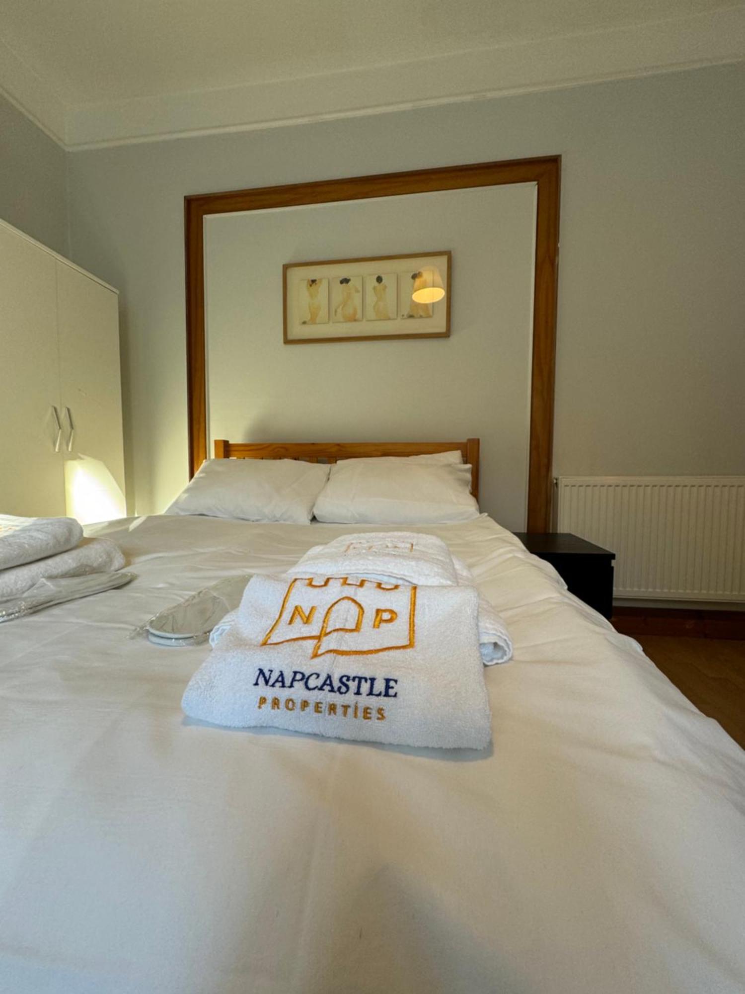 Napcastle Archway Hotel Лондон Екстериор снимка